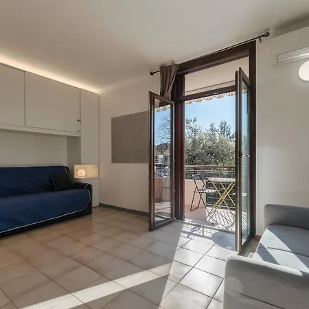 Casa Lugana 8 - Monolocale Con Piscina Fronte