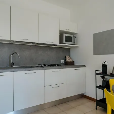 Casa Lugana 8 - Monolocale Con Piscina Fronte Apartment